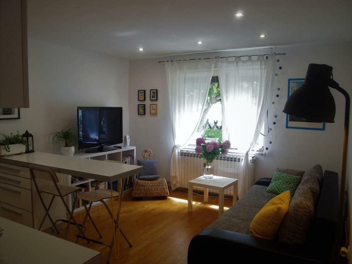 Chic Apartment Ζάγκρεμπ Εξωτερικό φωτογραφία